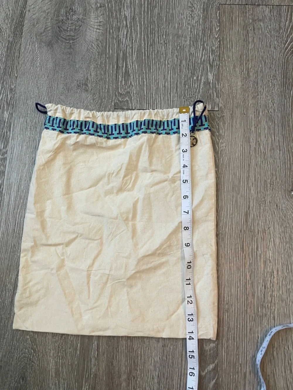 Tory Burch Cream dust bag for storage
